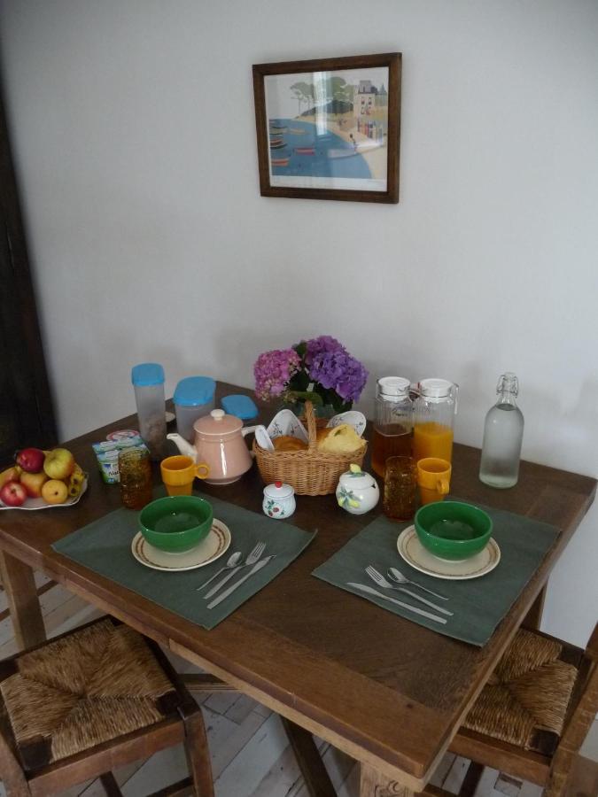 Bretagne Chambre D'Hotes Suite 53M2 Et Caravane Vintage Avec Cuisine Et Salle De Bains Privees Brittany B&B 53M2 Suite And Vintage Caravan Glamping With Private Kitchen And Bathroom Pleumeur-Gautier Εξωτερικό φωτογραφία