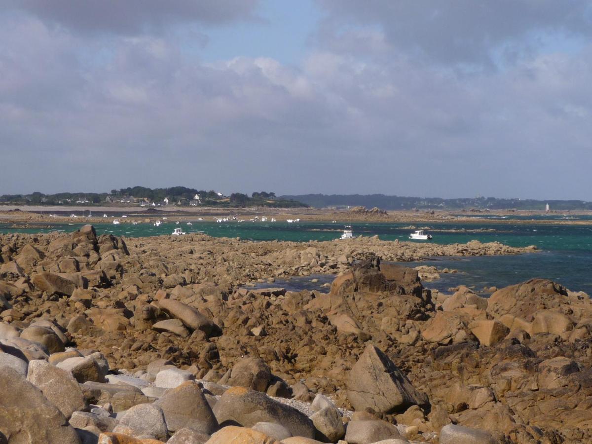Bretagne Chambre D'Hotes Suite 53M2 Et Caravane Vintage Avec Cuisine Et Salle De Bains Privees Brittany B&B 53M2 Suite And Vintage Caravan Glamping With Private Kitchen And Bathroom Pleumeur-Gautier Εξωτερικό φωτογραφία