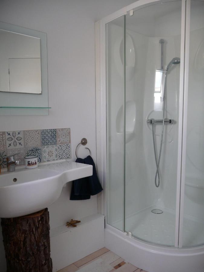 Bretagne Chambre D'Hotes Suite 53M2 Et Caravane Vintage Avec Cuisine Et Salle De Bains Privees Brittany B&B 53M2 Suite And Vintage Caravan Glamping With Private Kitchen And Bathroom Pleumeur-Gautier Εξωτερικό φωτογραφία