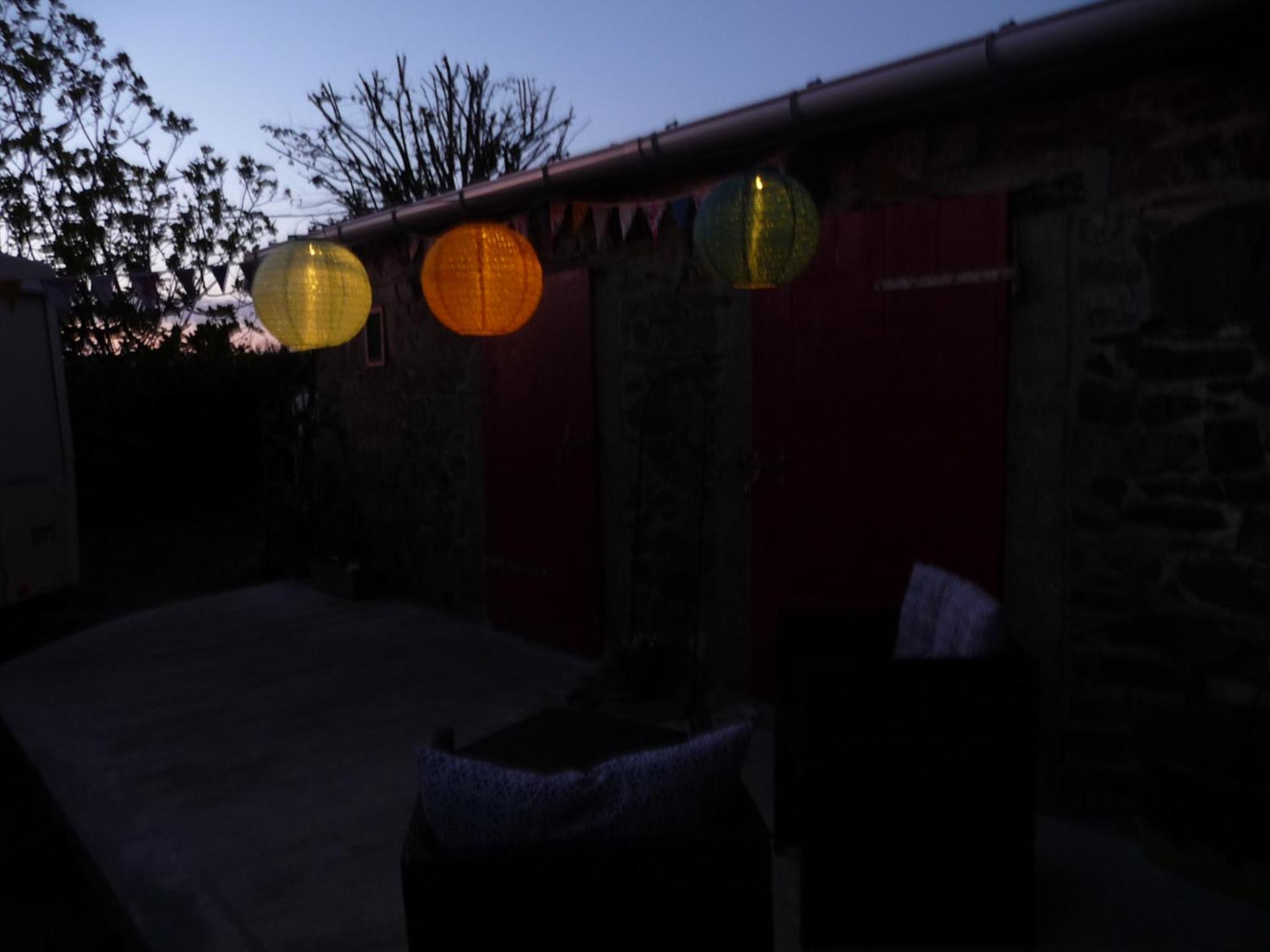 Bretagne Chambre D'Hotes Suite 53M2 Et Caravane Vintage Avec Cuisine Et Salle De Bains Privees Brittany B&B 53M2 Suite And Vintage Caravan Glamping With Private Kitchen And Bathroom Pleumeur-Gautier Εξωτερικό φωτογραφία
